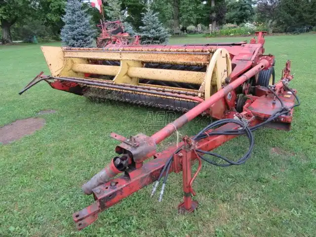 Gallery image 1 for Used New Holland 488 Mower Conditioner