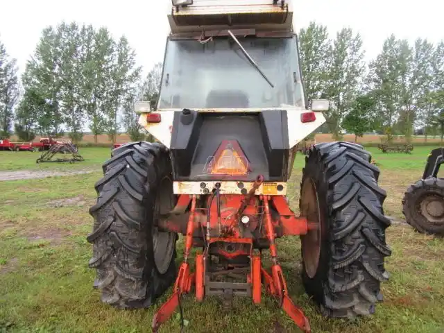 Gallery image 2 for Used 1980 Case 2090 Tractor