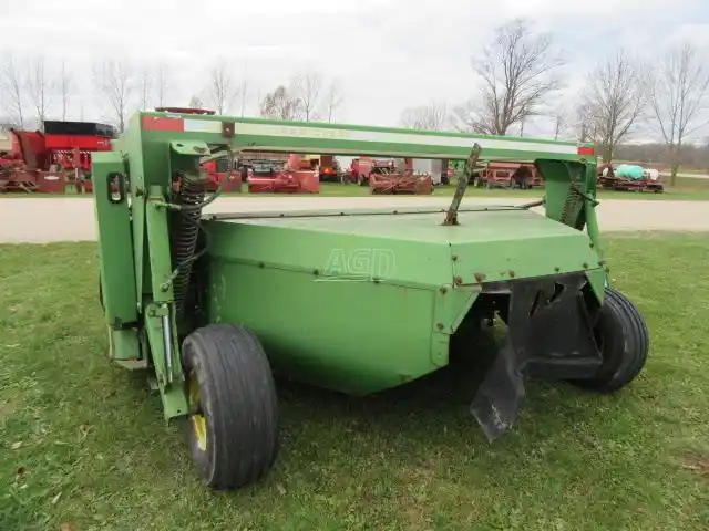 Gallery image 2 for Used John Deere 1327 Disc Mower Conditioner