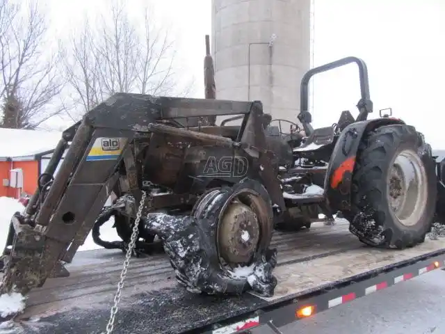 Gallery image 2 for Used Agco Allis 5670 Tractor