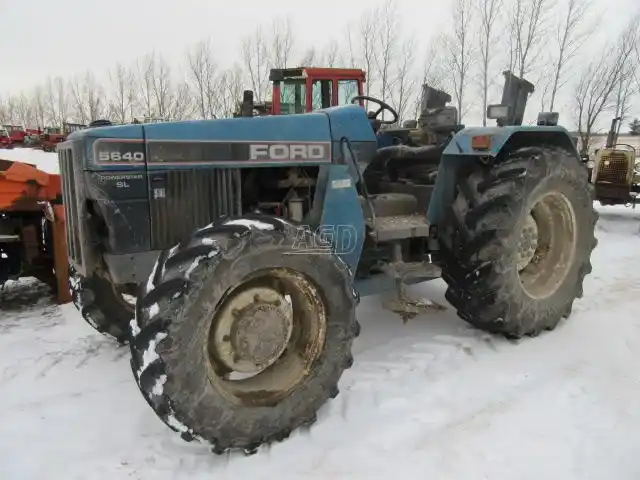 Gallery image 2 for Used 1995 Ford 5640 Tractor