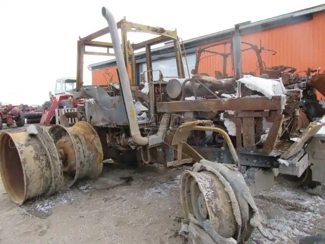 Gallery image 1 for Used Case IH 7130 Tractor