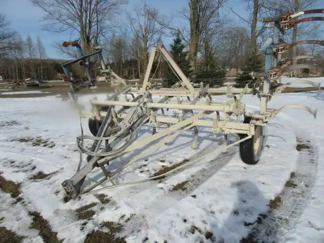 Gallery image 2 for Used Ford Misc Cultivator