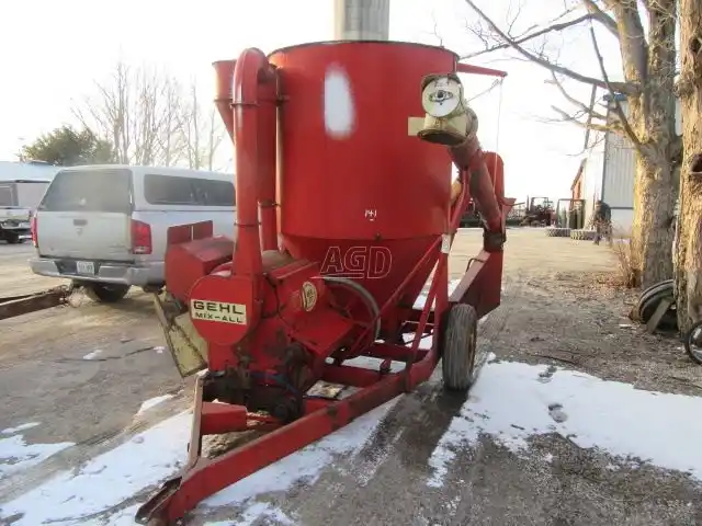 Gallery image 1 for Used Gehl 95 Mix Mill