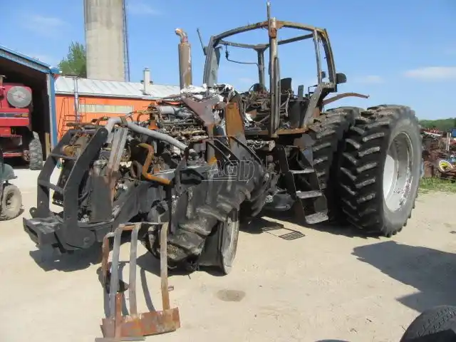 Gallery image 2 for Used Case IH MX215 Tractor