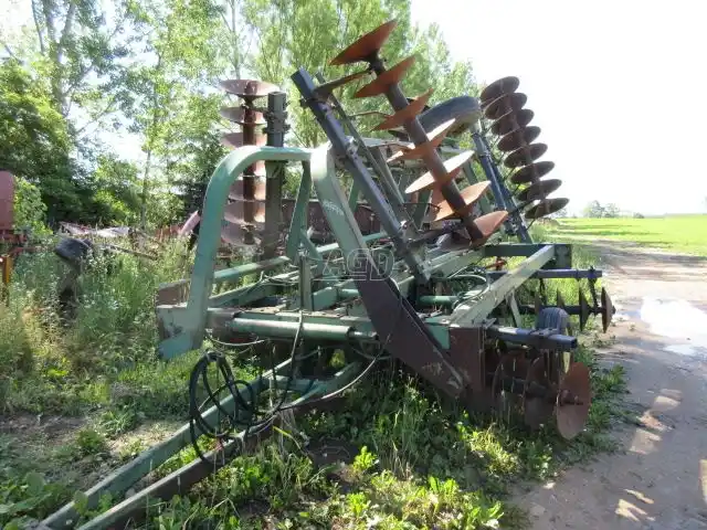 Gallery image 1 for Used John Deere 230 Disc