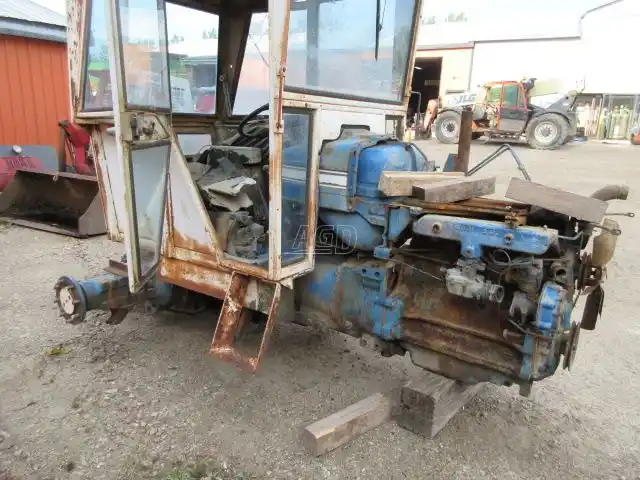 Gallery image 2 for Used 1974 Ford 5000 Tractor