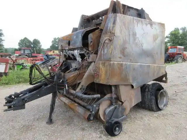 Gallery image 2 for Used Kuhn VB 2160 Round Baler