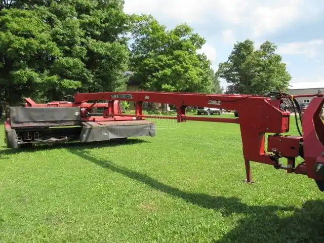 Gallery image 1 for Used Case IH 8315 Disc Mower Conditioner