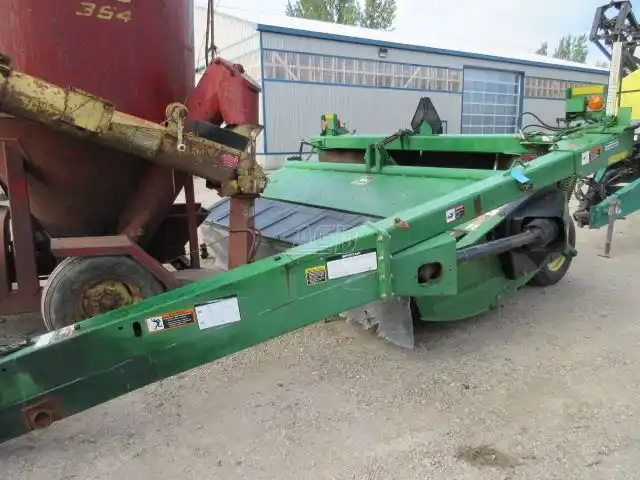 Gallery image 1 for John Deere 935 Disc Mower Conditioner
