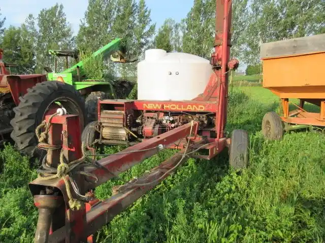 Gallery image 1 for Used New Holland 770 Forage Harvester