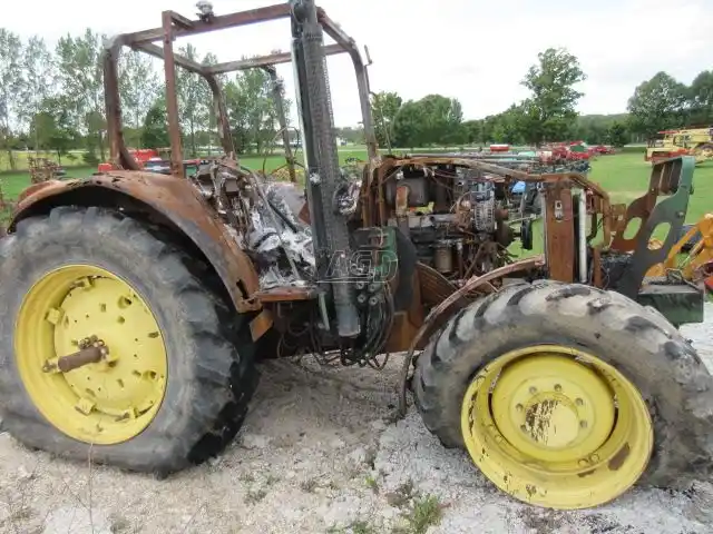 Gallery image 1 for Used John Deere 6420 Tractor