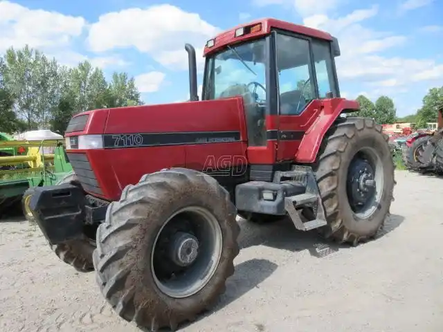 Gallery image 2 for Used 1988 Case IH 7110 Tractor