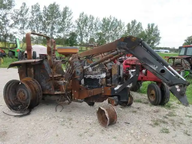 Gallery image 1 for Used Case IH C70 Tractor