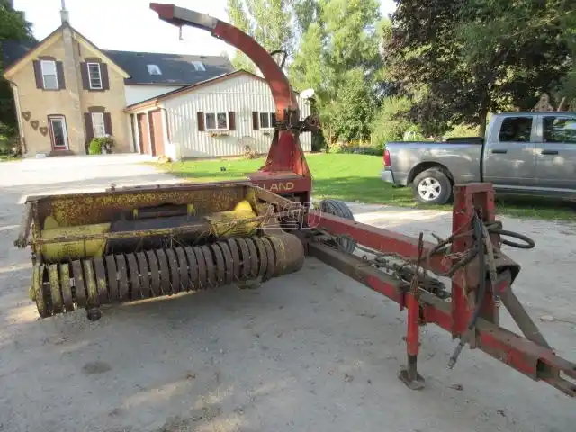 Gallery image 1 for Used New Holland 770 Forage Harvester