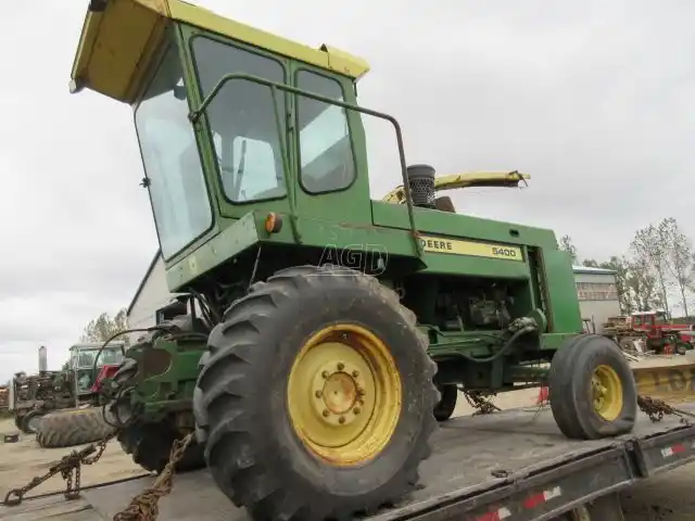 Gallery image 2 for Used John Deere 5400 Forage Harvester