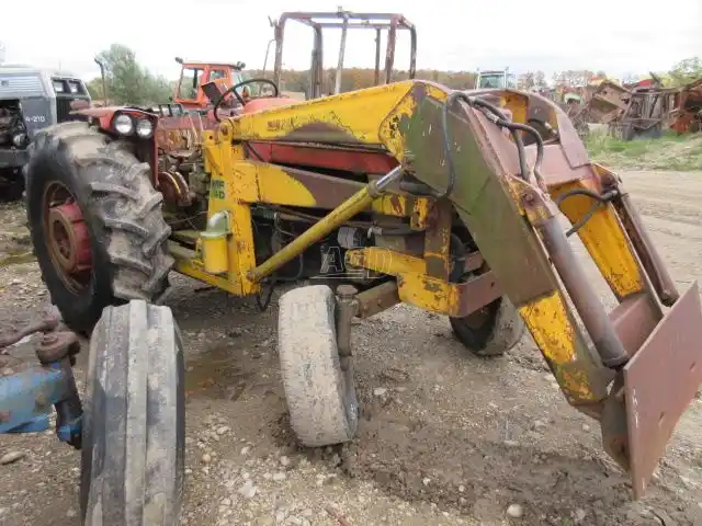 Gallery image 2 for Used 1970 Massey Ferguson 165 Tractor