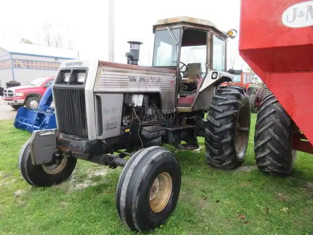 Gallery image 1 for Used 1977 White 2-155 Tractor