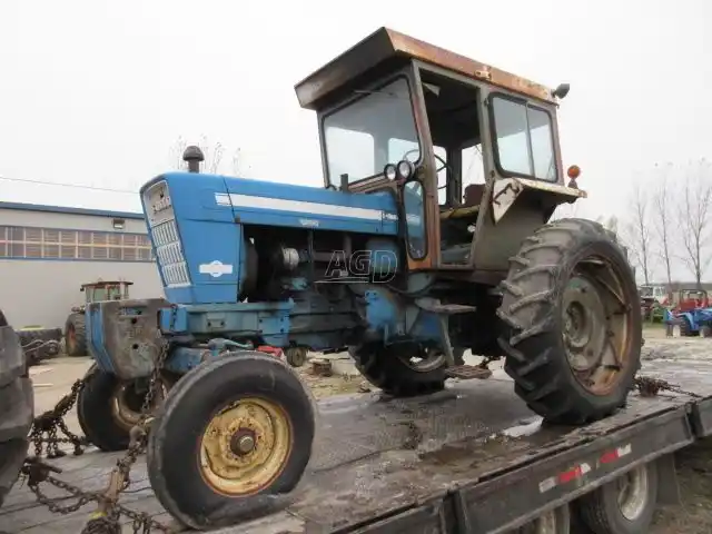 Gallery image 1 for Used 1972 Ford 5000 Tractor