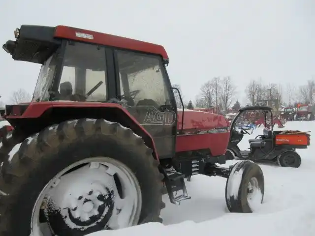 Gallery image 2 for Used 1992 Case IH 5240 Tractor