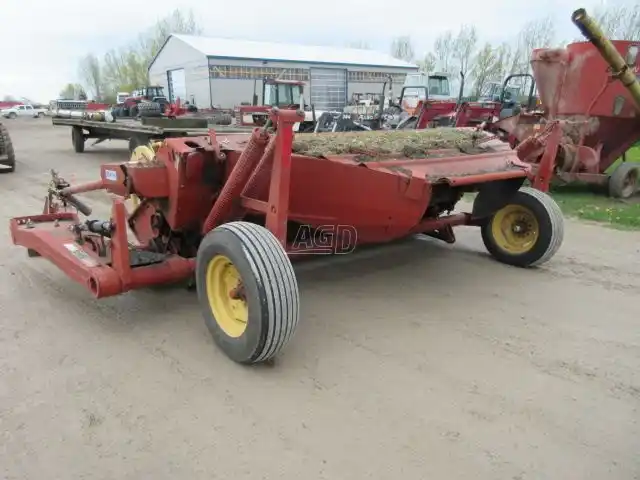 Gallery image 2 for Used New Holland 488 Mower Conditioner