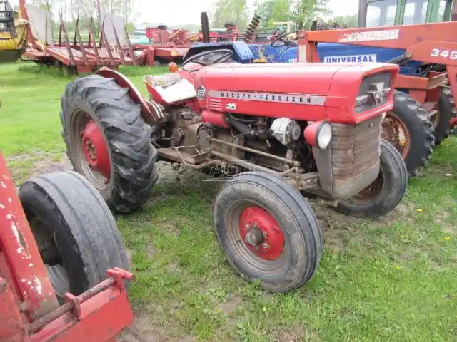 Gallery image 1 for Used 1972 Massey Ferguson 135 Tractor
