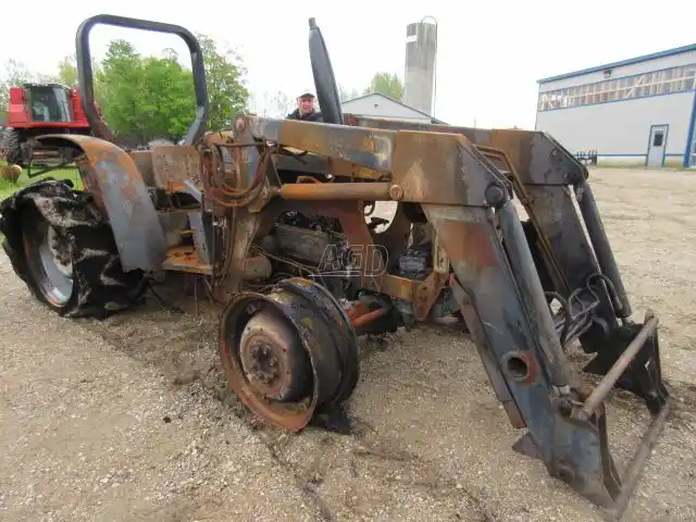 Gallery image 2 for Used Agco Allis 5670 Tractor