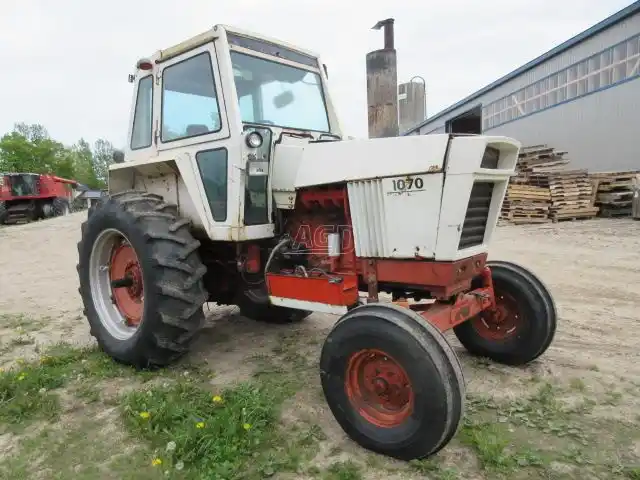 Gallery image 2 for Used 1977 Case 1070 Tractor