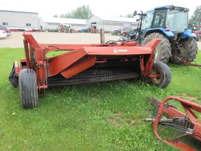 Gallery image 2 for Used Hesston 1340 Disc Mower Conditioner