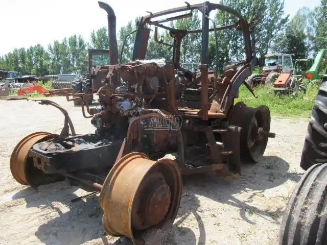 Gallery image 2 for Used Case IH MAXXUM 125 Tractor