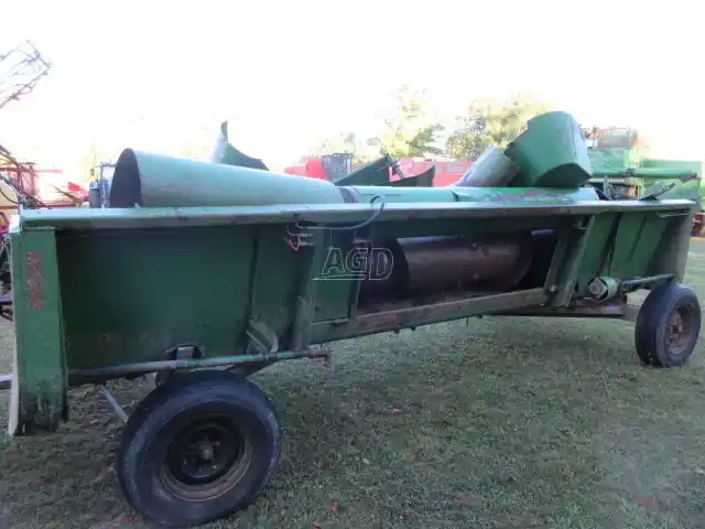 Gallery image 2 for Used John Deere 215 Header