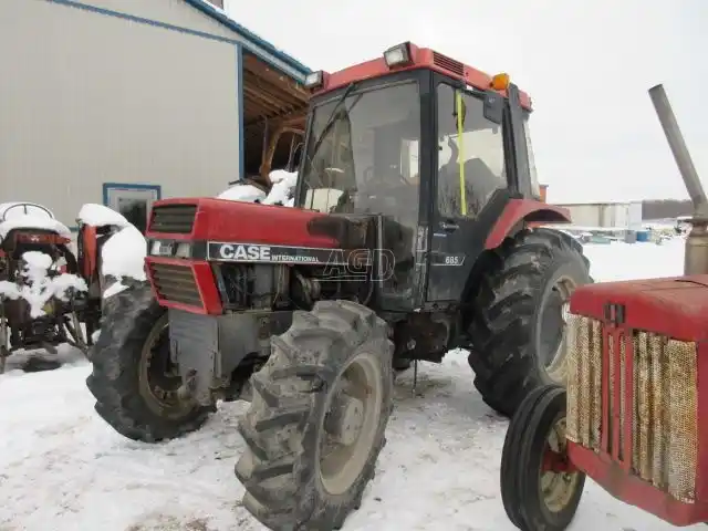 Gallery image 2 for Used 1988 Case IH 685 Tractor