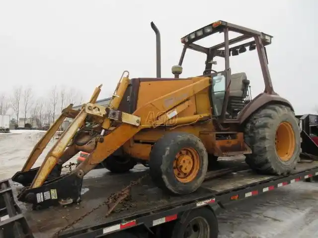Gallery image 2 for Used Case 590 Backhoe Loader