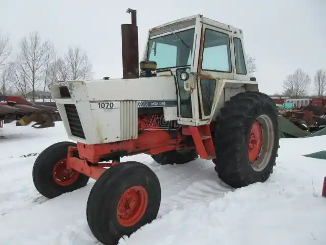 Gallery image 2 for Used 1977 Case 1070 Tractor