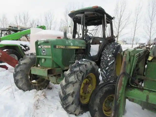 Gallery image 2 for Used 1983 John Deere 2750 Tractor