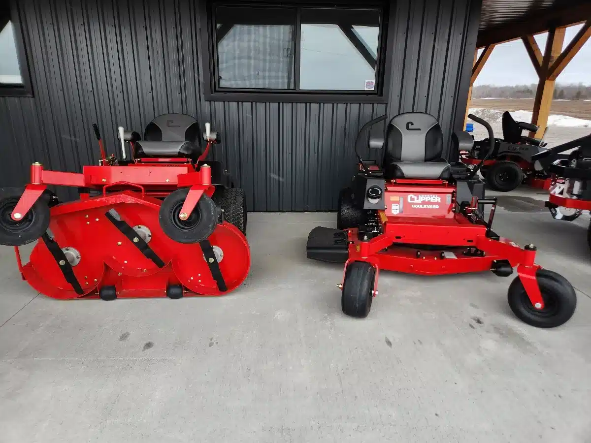 Gallery image 1 for Country Clipper several models available Mower - Zero Turn