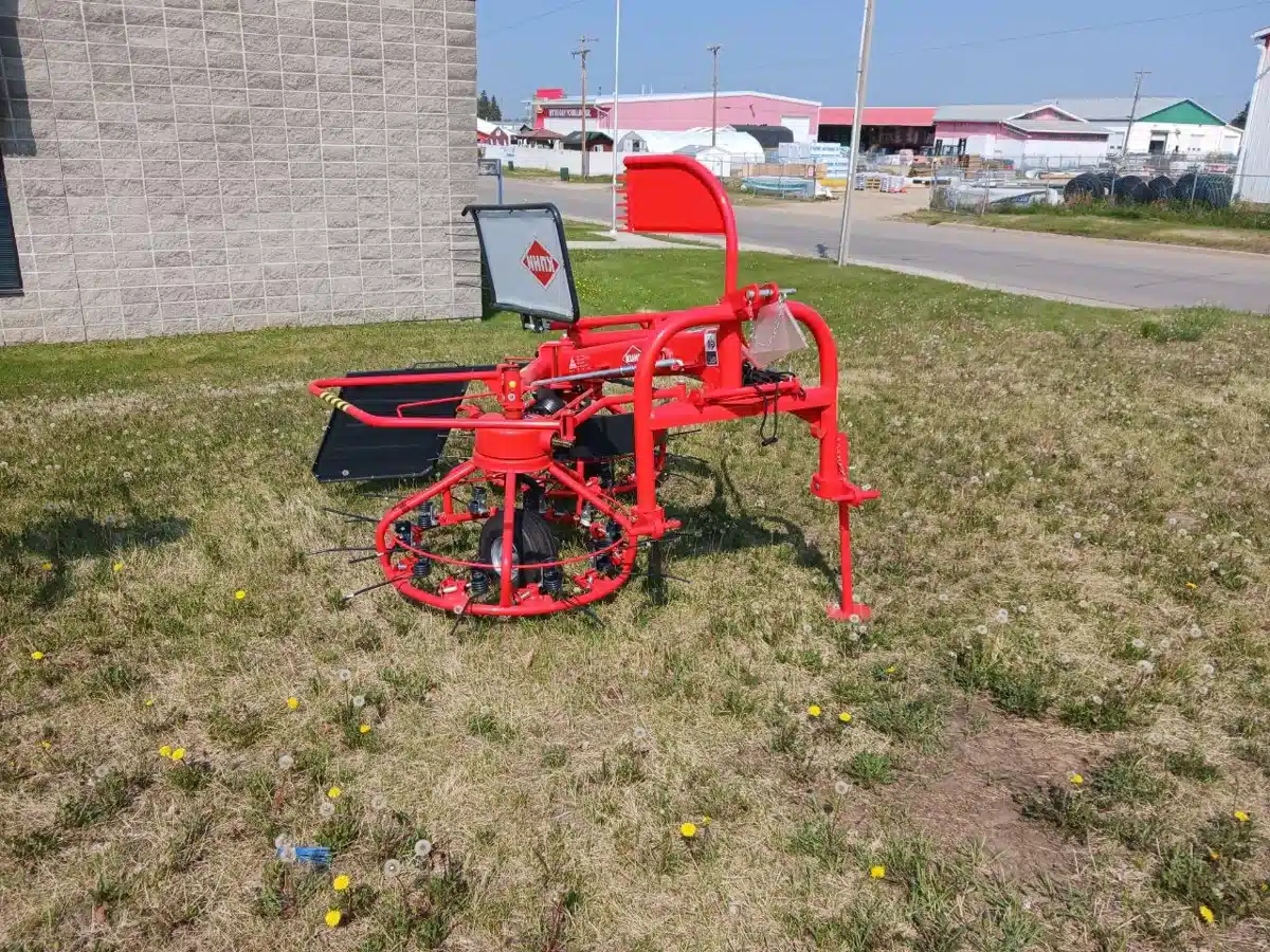 Gallery image 1 for New Kuhn Haybob 360 Tedder Rake