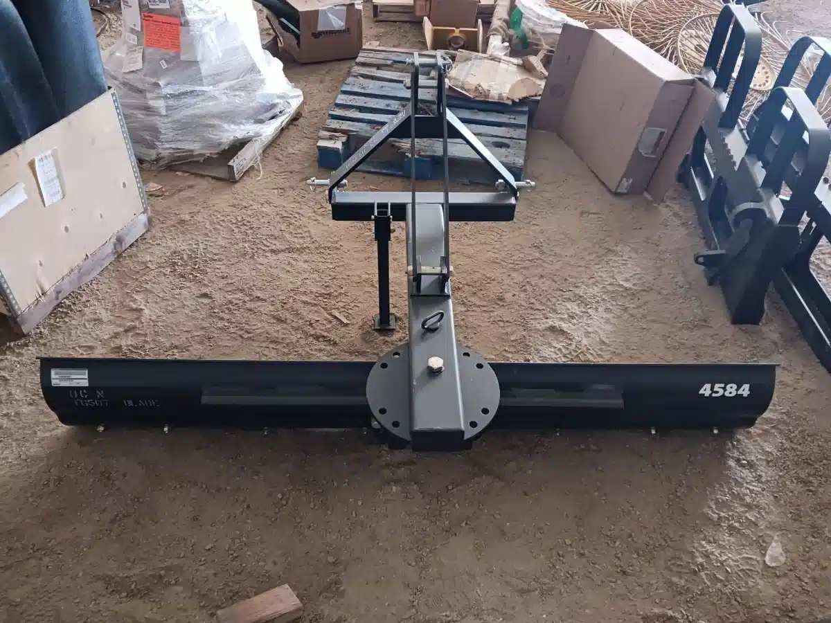 Gallery image 1 for New Farm King C84SS Blade