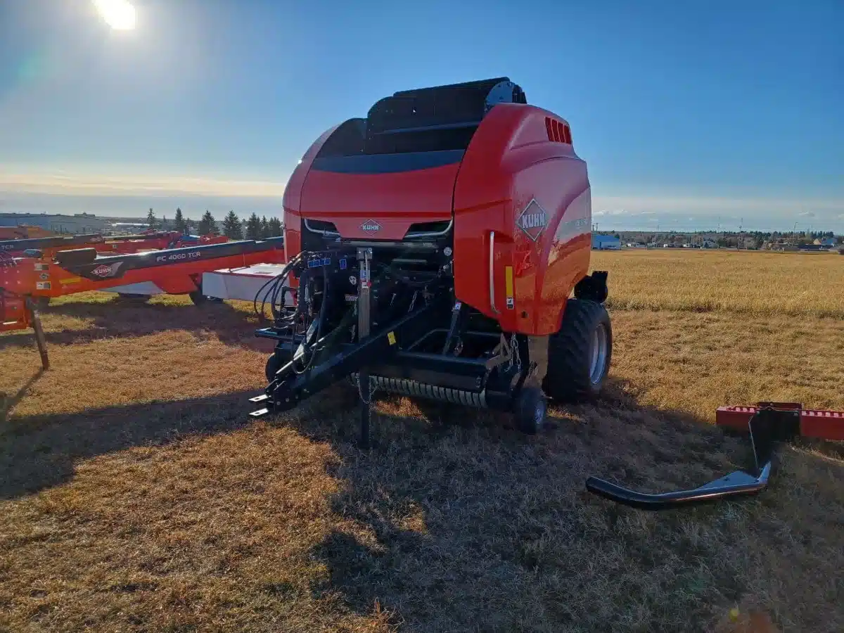 Gallery image 1 for New Kuhn VB 3190 Round Baler