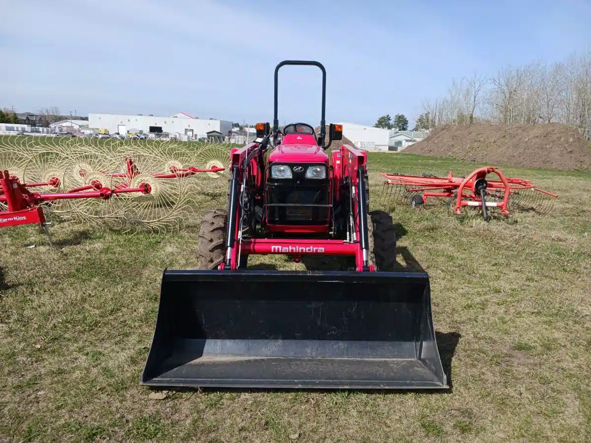 Gallery image 2 for Used 2022 Mahindra 4540 Tractor