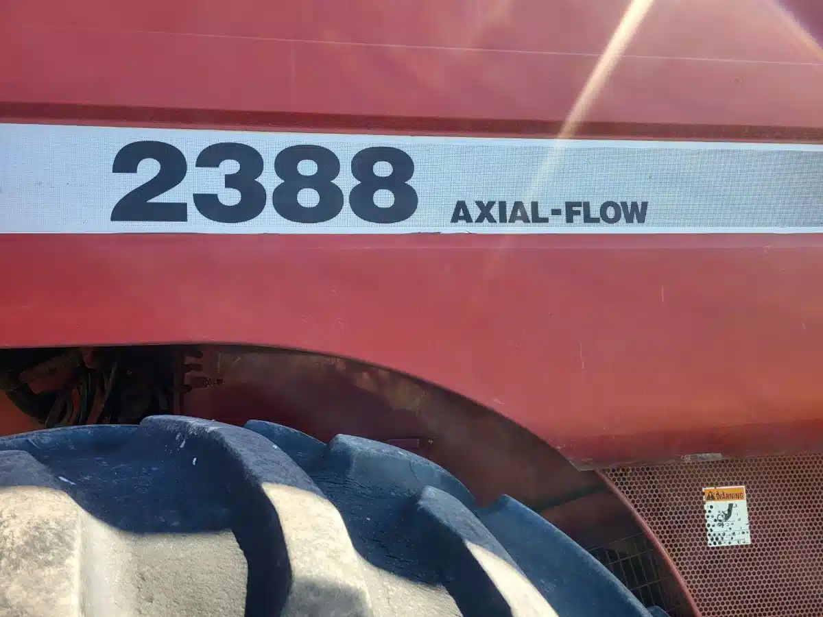 Gallery image 2 for Used 2003 Case IH 2388 Combine