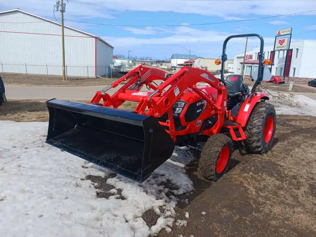 Kioti CK2620 HB Tractor