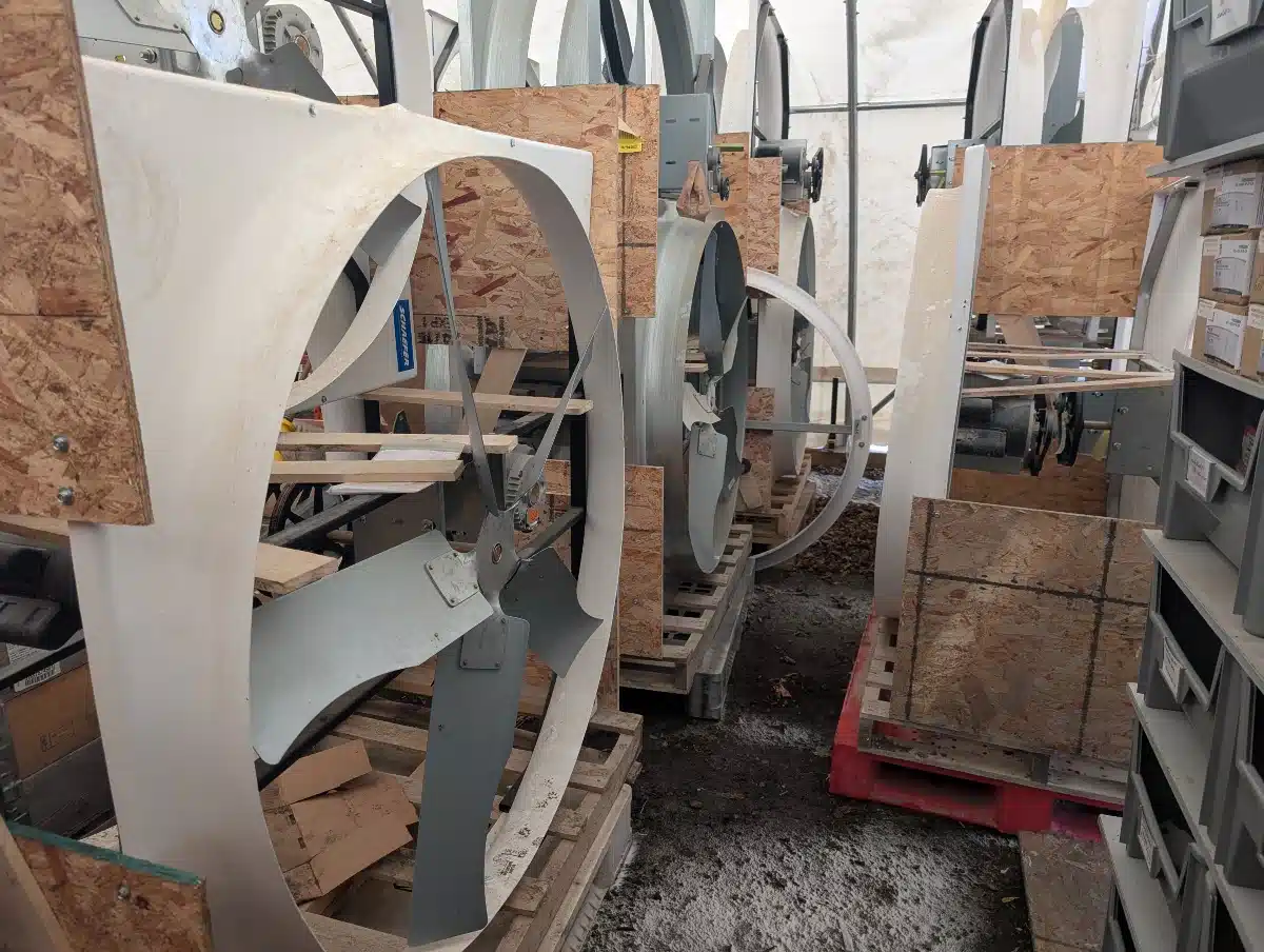 Pinnacle 52'' BARN COOLING Fan