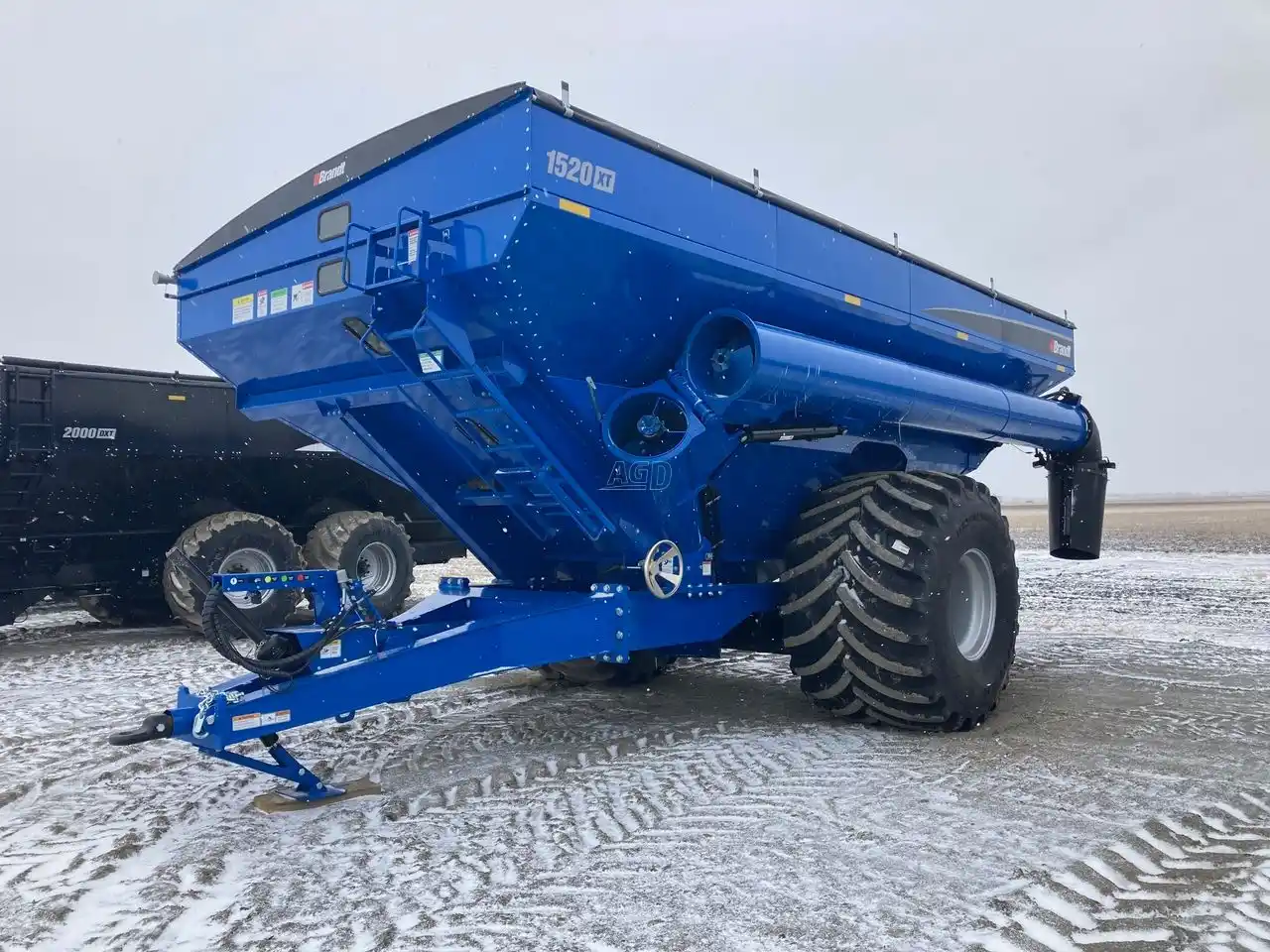 Gallery image 2 for New 2024 Brandt 1520XT Grain Cart
