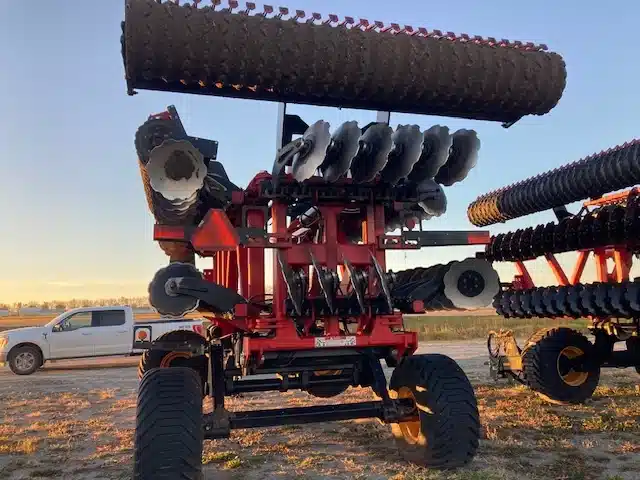 Gallery image 2 for Used 2021 Versatile FURY HS.350 Disc High Speed