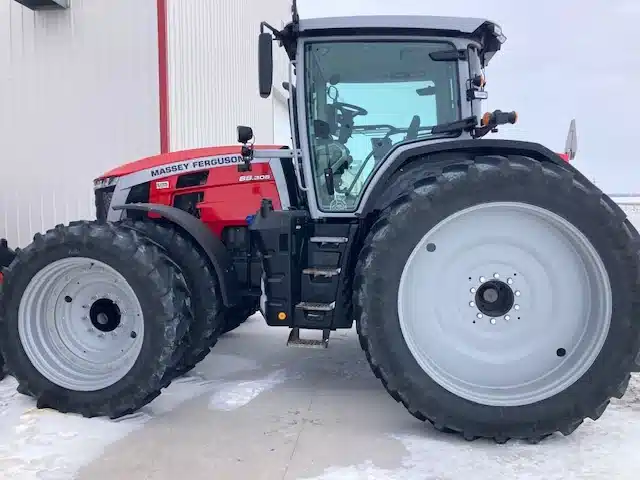 Gallery image 2 for Used 2024 Massey Ferguson 8S.305 Tractor