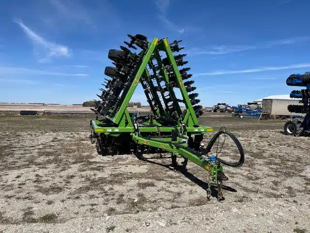 Gallery image 2 for New 2024 Mandako STORM 3320 Vertical Tillage