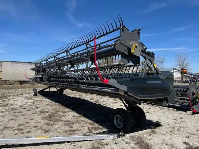 Gallery image 1 for New 2023 Gleaner GL9335-35 Header - Flex Draper
