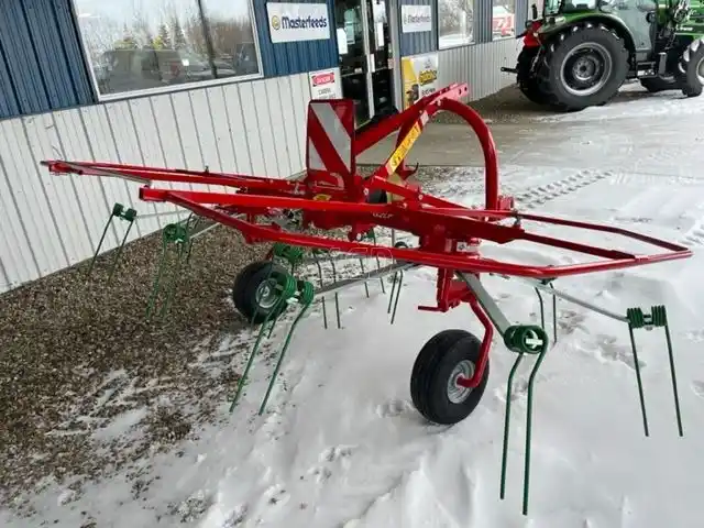 Gallery image 2 for New Farm King RT10 Tedder