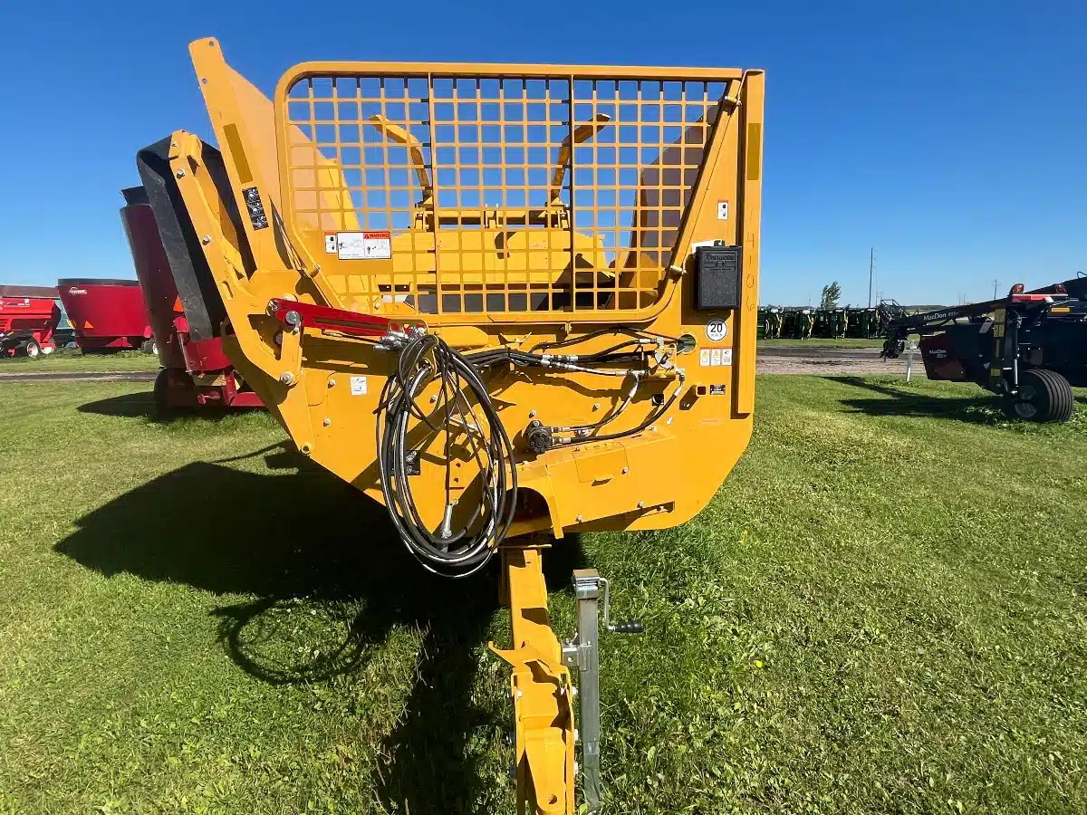 Gallery image 2 for New Vermeer BPX9010 Bale Processor